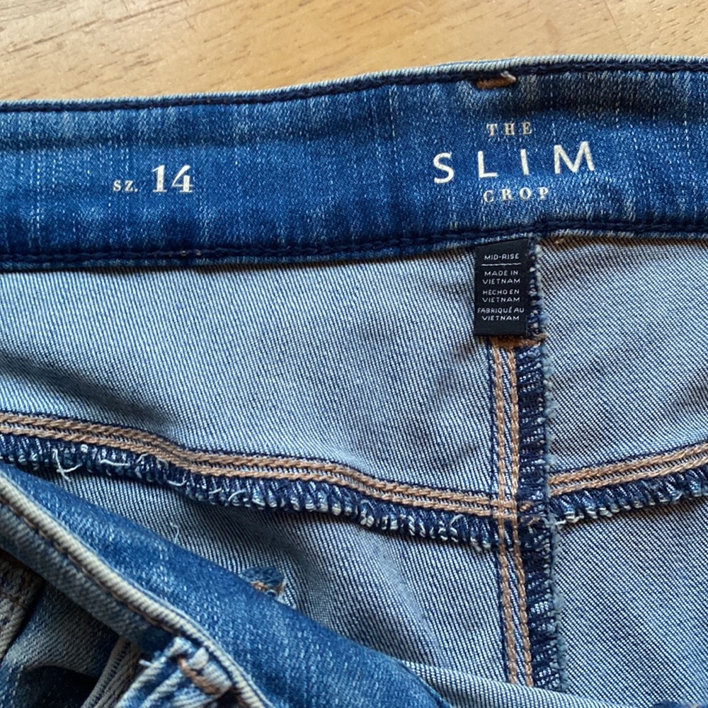 White House Black Market Blue Jeans - Picture 8 of 10